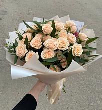 Букет Кремовые розы Латте в Парусном