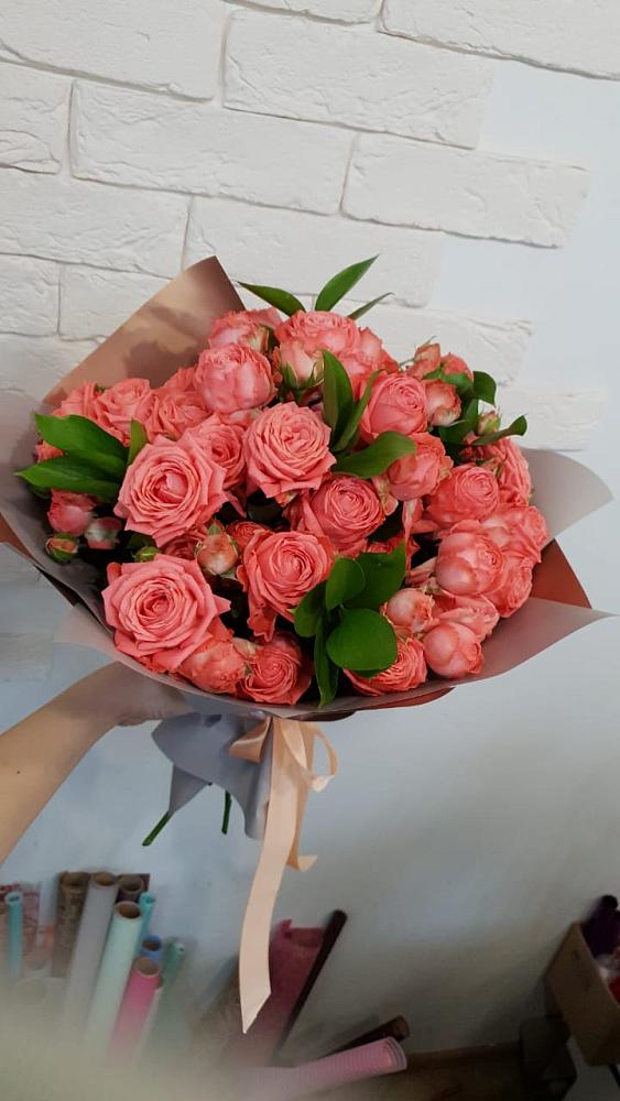 Букет цветов из: Розы в Парусном