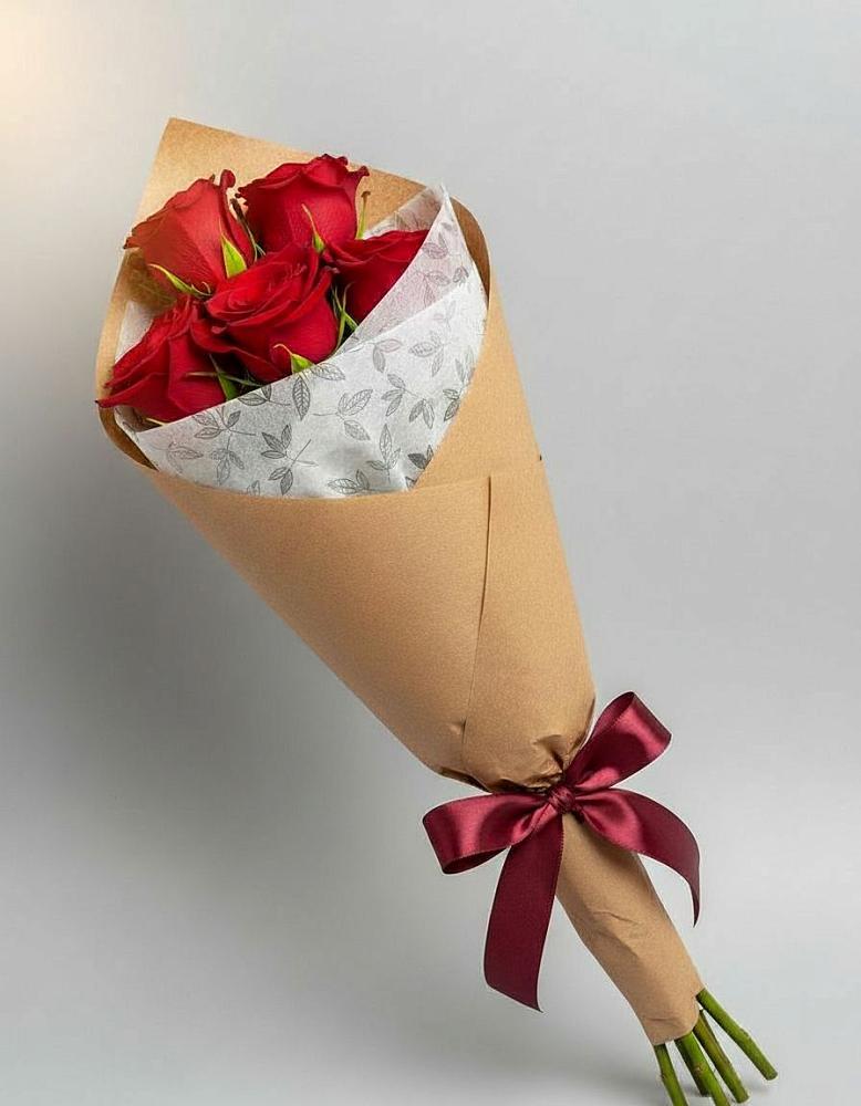 Букет цветов из: Розы в Парусном