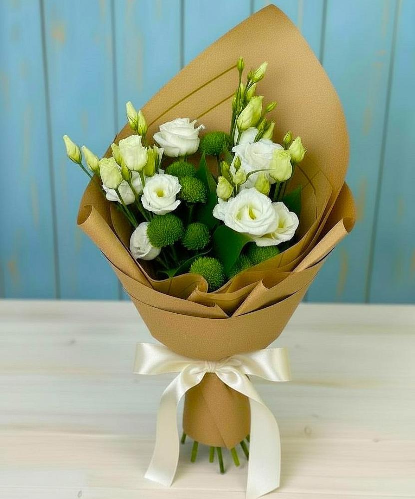 Букет цветов из: Хризантемы и Лизиантусы в Парусном