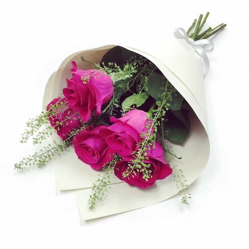 Букет цветов из: Розы в Парусном