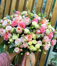 Букет цветов из:  Розы #REPLACE_PRED# Парусном