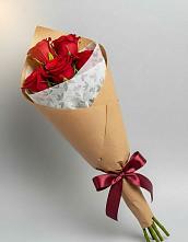 Букет цветов из:  Розы в Парусном