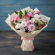 Букет цветов из:  Хризантемы, Альстромерии и Розы #REPLACE_PRED# Парусном