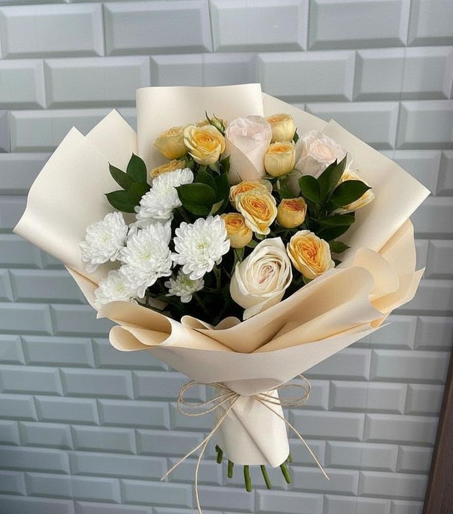 Букет цветов из: Розы и Хризантемы в Парусном