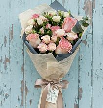 Букет цветов из:  Розы в Парусном