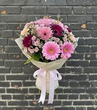 Букет цветов из:  Герберы и Хризантемы в Парусном