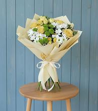 Букет цветов из:  Хризантемы и Розы в Парусном