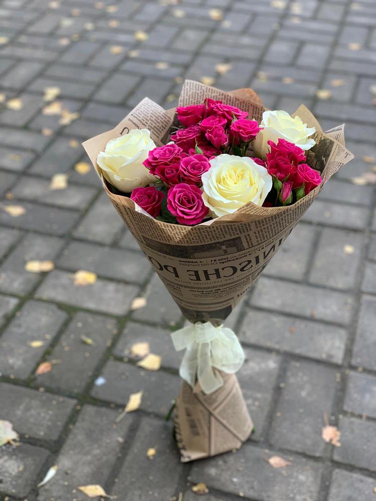 Букет цветов из: Розы в Парусном