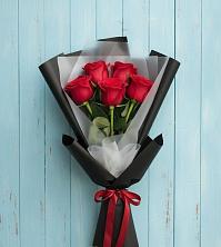 Букет цветов из:  Розы в Парусном