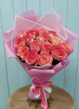 Букет 15 Розовых роз Равель в Парусном