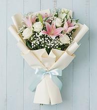 Букет цветов из:  Лилии в Парусном