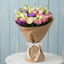 Букет цветов из:  Лизиантусы в Парусном