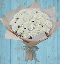 Букет цветов из:  Гвоздики #REPLACE_PRED# Парусном