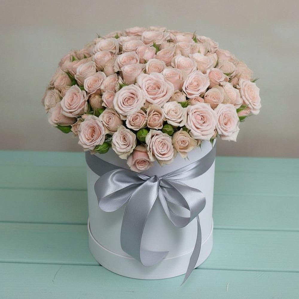 Цветочная композиция из Розы в шляпной коробке в Парусном